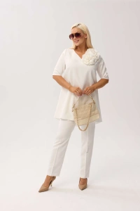 Elegancki komplet Violetta w kolorze ecru - elegancja w nowoczesnym wydaniu - 3