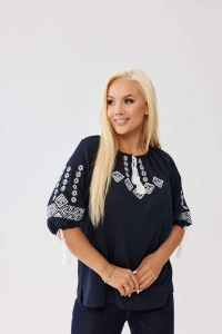 Elegancka granatowa bluzka z haftem - żorżeta - 4
