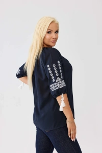 Elegancka granatowa bluzka z haftem - żorżeta - 5