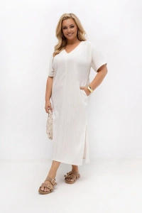 Sukienka plus size ecru z wiskozy – długa sukienka z dekoltem V, krótkim rękawem, kieszeniami i rozporkami. Elegancka sukienka XXL na lato dla puszystych kobiet.