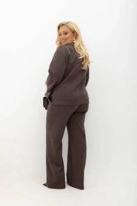 Bluzka Simple Routine taupe/mokka Plus Size – widok z tyłu i lekko wydłużony fason